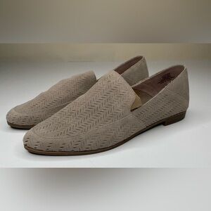 NEW Lucky Brand Brogan Loafer Slip On Flat Shoes Size 9